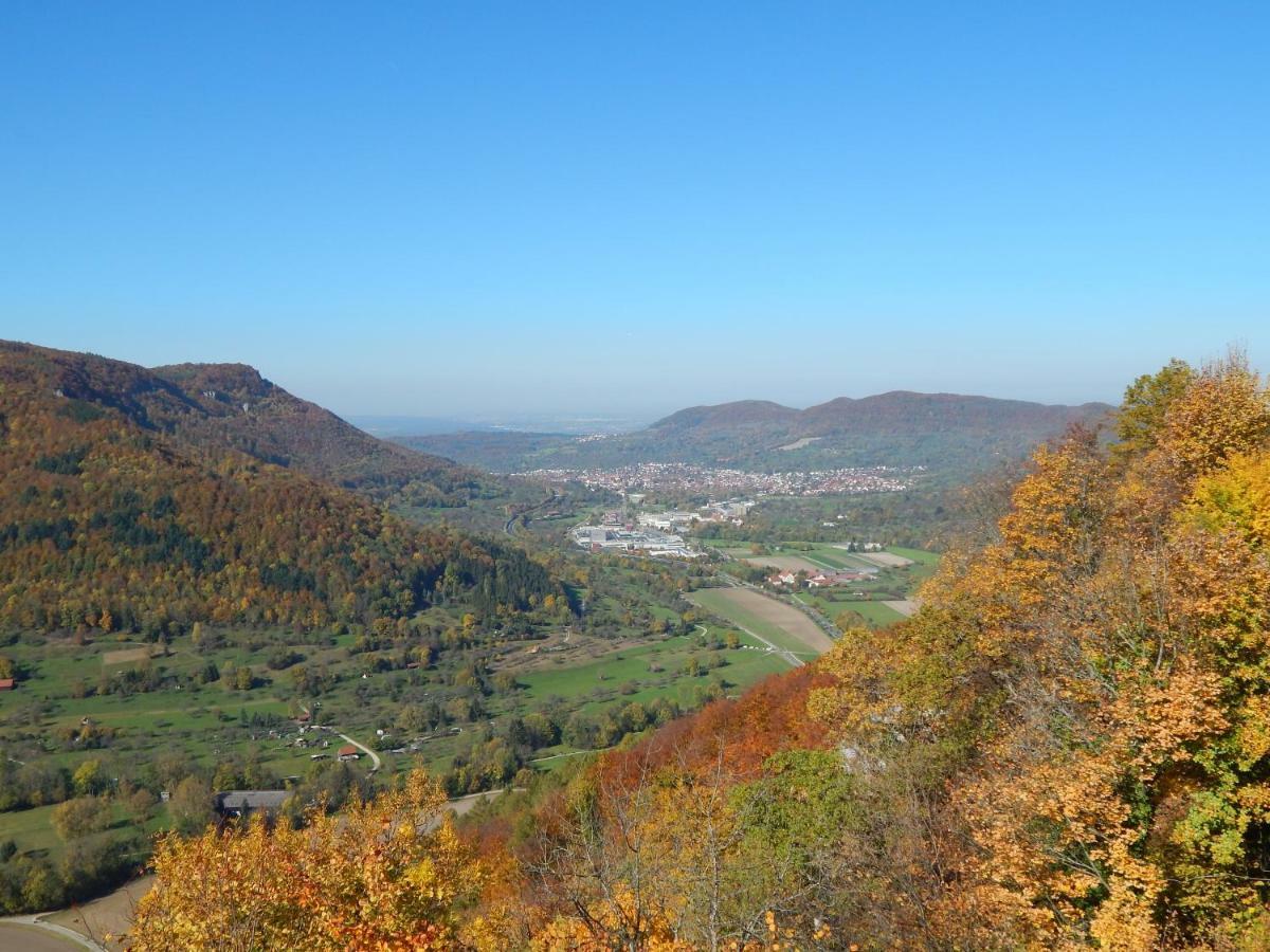 Free Apartment - Bei Den Thermen Bad Urach Esterno foto